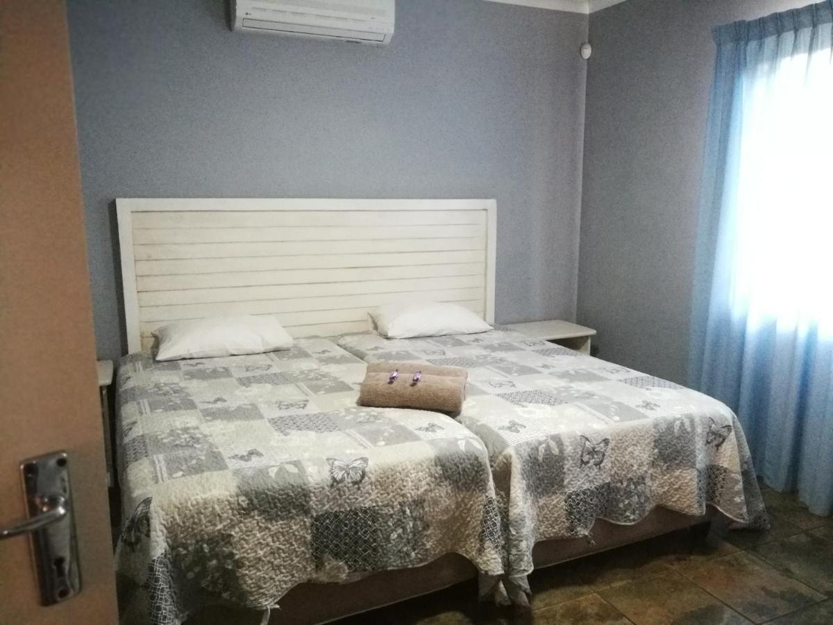 Umsinsi Cottage Хлухлуве Екстериор снимка